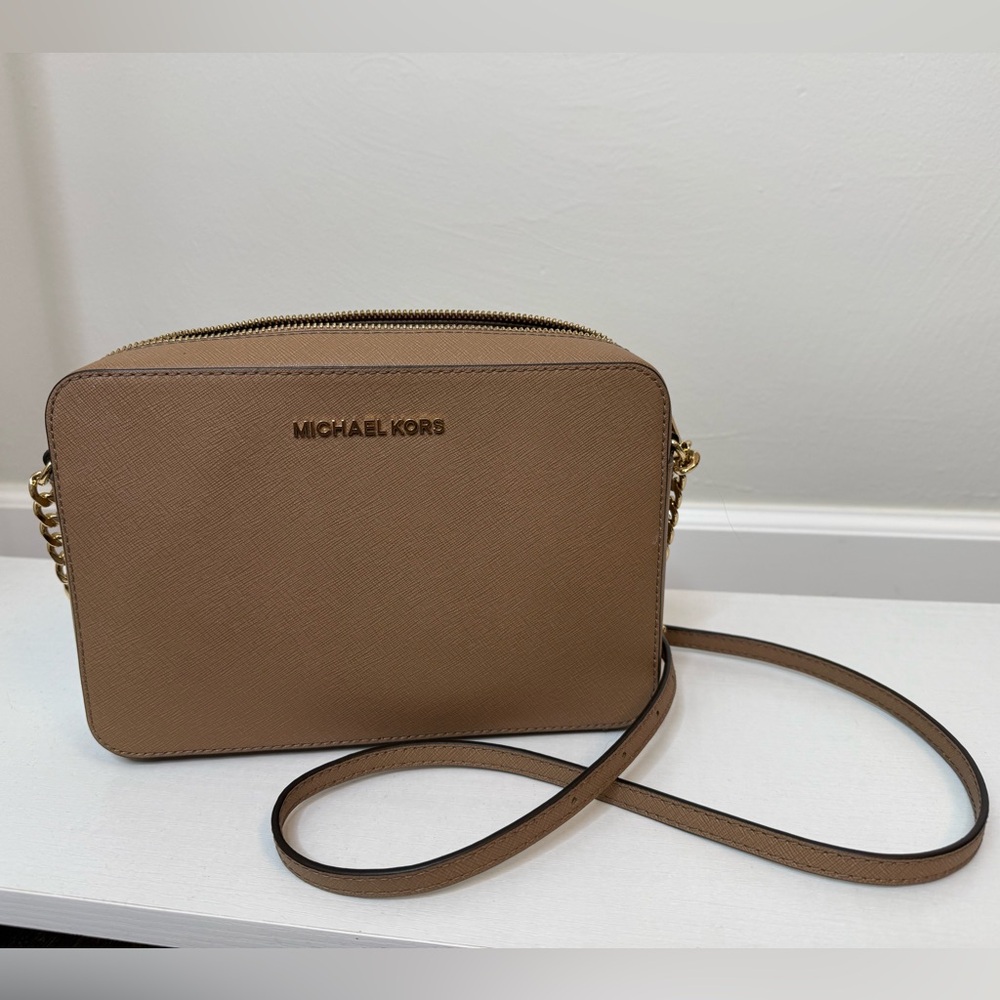MICHAEL KORS Tan Saffiano Leather Crossbody Camera Bag